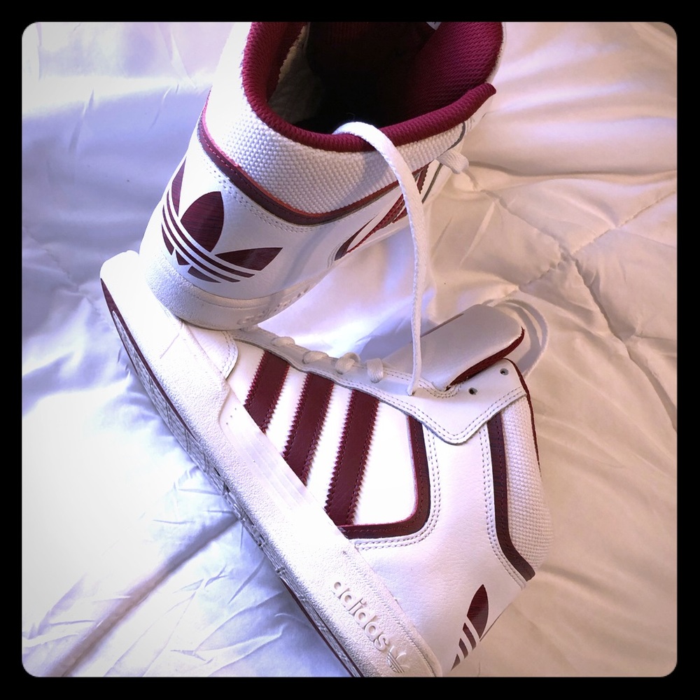 Adidas White / Burgundy / Red Hightop. New Cond!